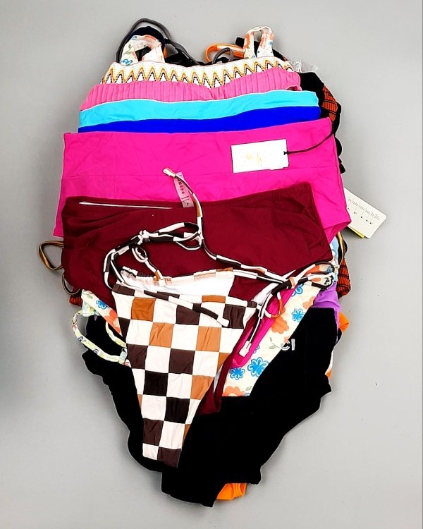 Фотография  413 - Купальники AMAZON жен 015#4 кг, ЛОТ №7796 оптом в Пензе и Пензенской области