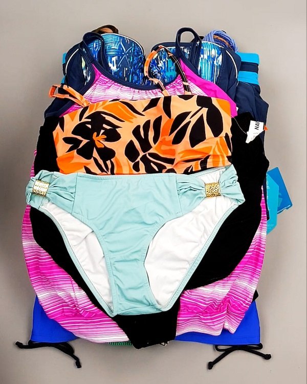 Фотография  646 - Купальники СТОК CAN 124#5 кг, ЛОТ №7689 оптом в Пензе и Пензенской области