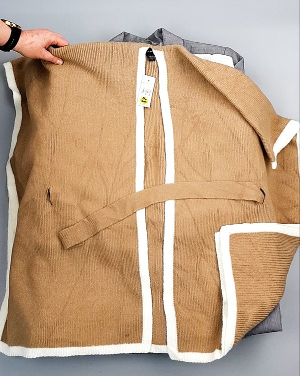 Фотография  716 - Кардиганы СТОК CAN 084#7 кг, ЛОТ №7673 оптом в Пензе и Пензенской области