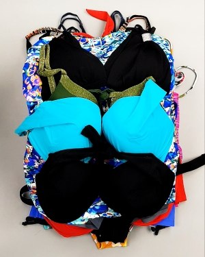 Фотография  359 - Купальники СТОК CAN 124#5 кг, ЛОТ №7686 оптом в Пензе и Пензенской области