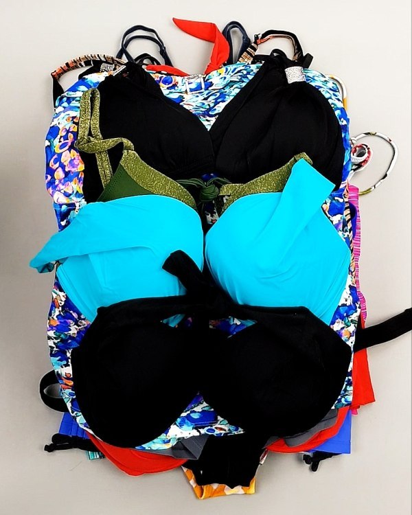 Фотография  543 - Купальники СТОК CAN 124#5 кг, ЛОТ №7686 оптом в Пензе и Пензенской области