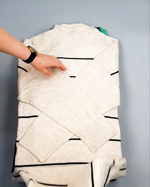 Фотография  751 - Платья СТОК CAN зима 084#7 кг, ЛОТ №7826 оптом в Пензе и Пензенской области