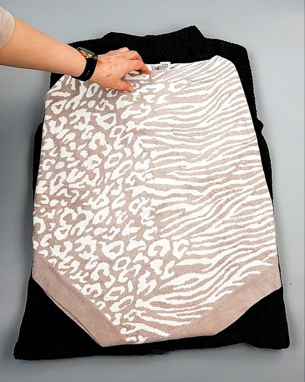 Фотография  279 - Джемпера СТОК CAN 084#7 кг, ЛОТ №7648 оптом в Пензе и Пензенской области