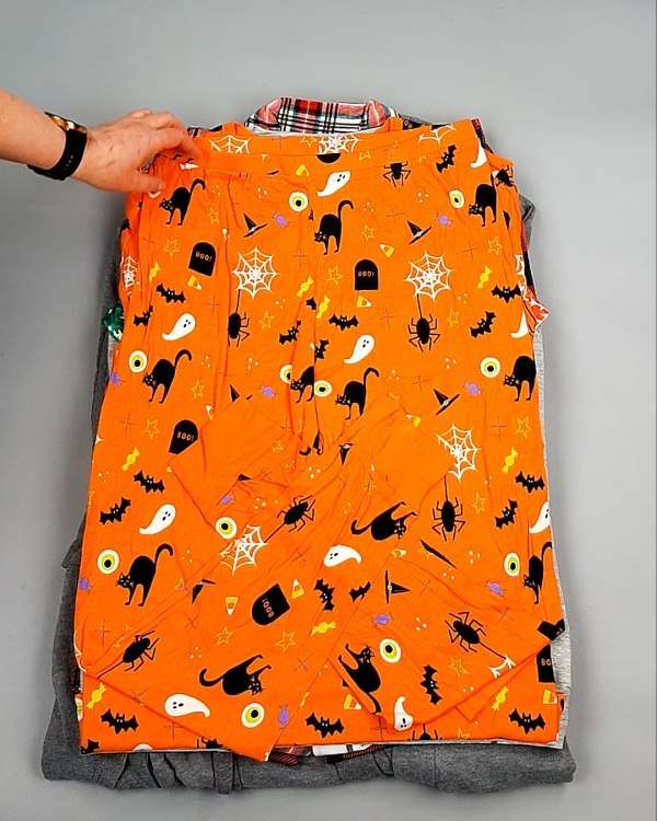 Фотография  584 - Домашняя одежда м/ж AMAZON 015#7 кг, ЛОТ №7782 оптом в Пензе и Пензенской области