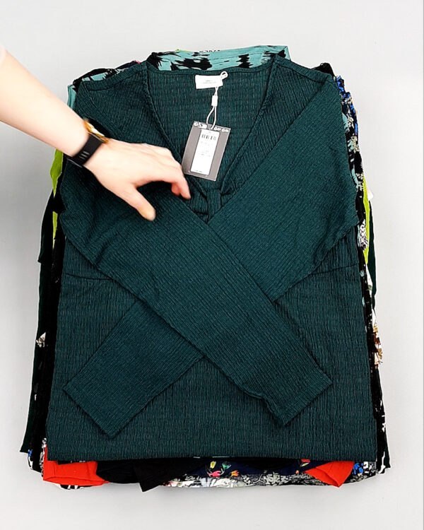 Фотография  313 - Блузки Bestseller+DK 035#5 кг, ЛОТ №8097 оптом в Пензе и Пензенской области