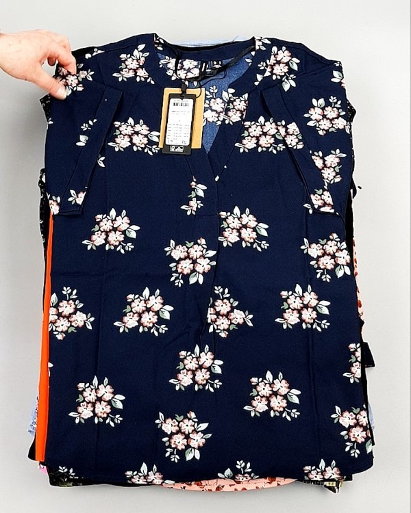 Фотография  716 - Блузки Bestseller 44#5 кг оптом в Пензе и Пензенской области