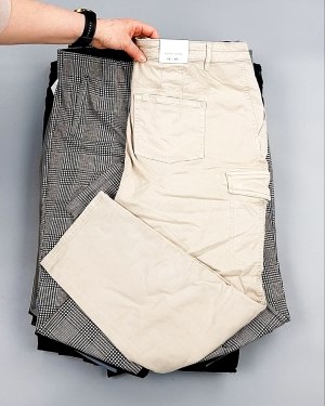 Фотография  772 - Брюки женские лето C&A 025#10 кг, ЛОТ №7895 оптом в Пензе и Пензенской области