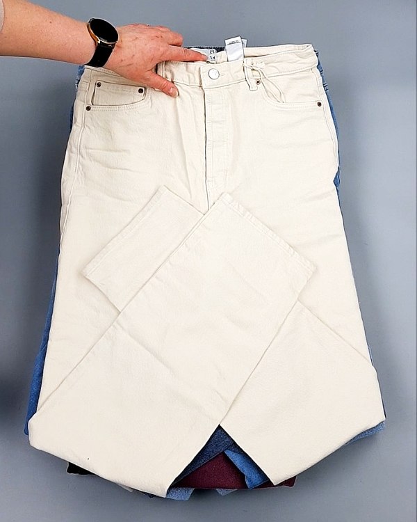 Фотография  644 - Джинсы NEXT Women#10 кг, ЛОТ №8034 оптом в Пензе и Пензенской области