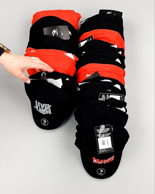 Фотография  684 - Кепки детские CAN 084#5 кг, ЛОТ №7964 оптом в Пензе и Пензенской области