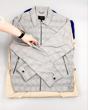 Фотография  804 - Ветровки м/ж C&A 025#10 кг, ЛОТ №7864 оптом в Пензе и Пензенской области