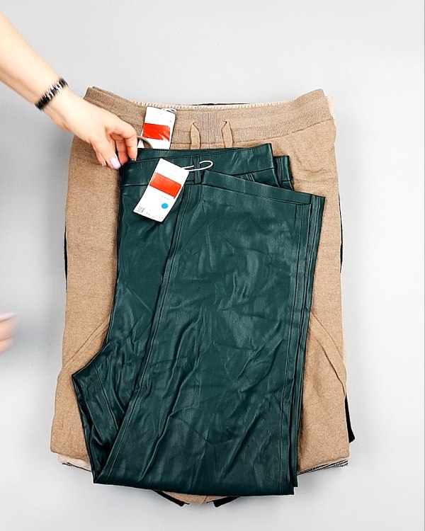 Фотография  467 - Брюки женские зима C&A 025#10 кг, ЛОТ №7910 оптом в Пензе и Пензенской области