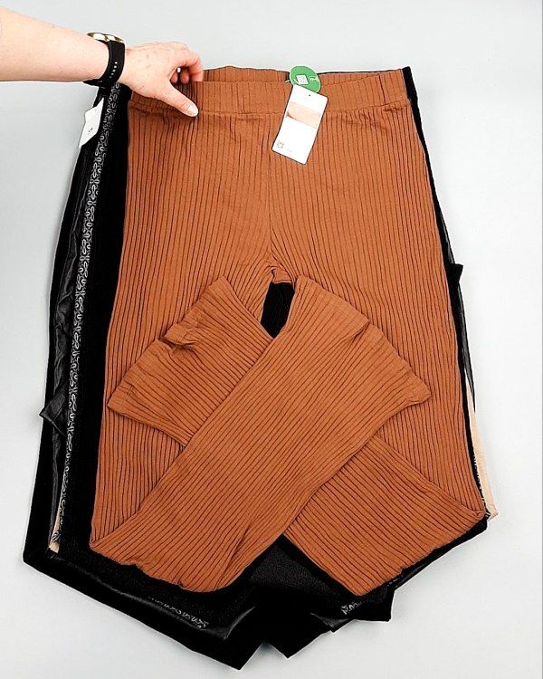 Фотография  451 - Брюки женские лето C&A 025#10 кг, ЛОТ №7894 оптом в Пензе и Пензенской области