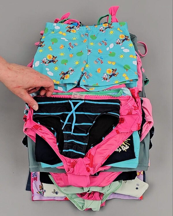 Фотография  179 - Купальники LIDL Kids 114#5 кг, ЛОТ №8377 оптом в Пензе и Пензенской области