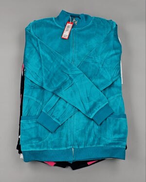 Купить Спортивные костюмы  AD83#4 шт, ЛОТ №8637 оптом в Пензе и Пензенской области