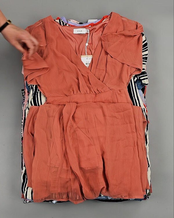 Фотография  544 - Платья VILA Summer 045#5 кг, ЛОТ №8619 оптом в Пензе и Пензенской области