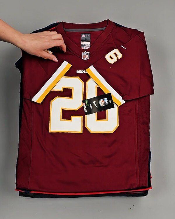 Фотография  304 - KIDS NIKE CAN 084#5 кг, ЛОТ №8478 оптом в Пензе и Пензенской области