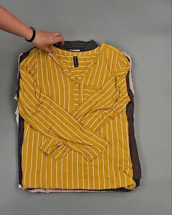 Фотография  312 - Блузки S#10 кг, ЛОТ № ВК0104 оптом в Пензе и Пензенской области