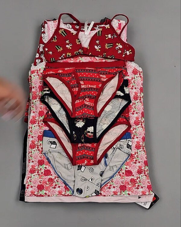 Фотография  977 - Детское нижнее белье CALZEDONIA, 40 шт оптом в Пензе и Пензенской области