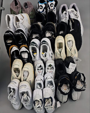 Купить Кроссовки Reebok#23 шт, ЛОТ №8895 оптом в Пензе и Пензенской области