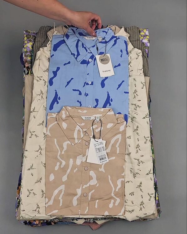 Фотография  755 - B.YOUNG Summer mix 045#17 кг, ЛОТ №8918 оптом в Пензе и Пензенской области