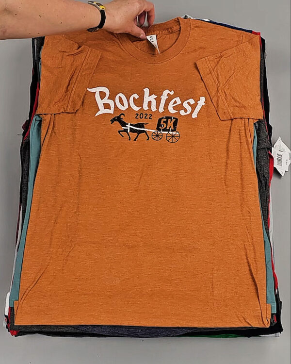 Фотография  649 - Футболки СТОК CAN 084#5 кг, ЛОТ №9000 оптом в Пензе и Пензенской области