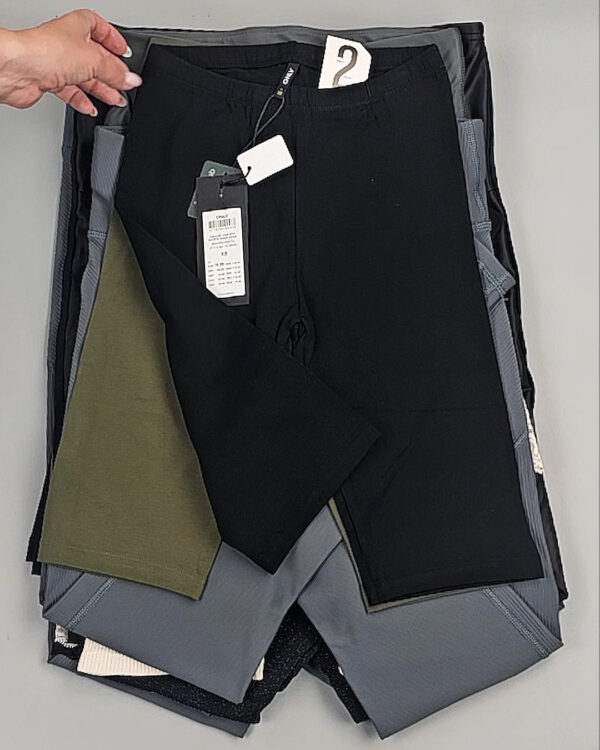 Фотография  667 - Спорт Bestseller 045 B#4 кг, ЛОТ №9038 оптом в Пензе и Пензенской области