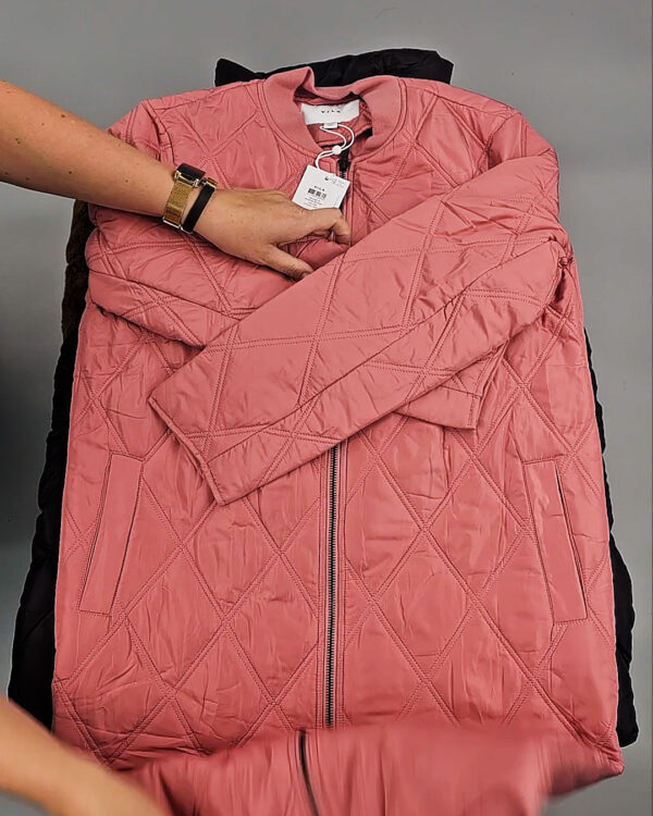 Фотография  603 - Верхняя одежда VILA#10 кг оптом в Пензе и Пензенской области