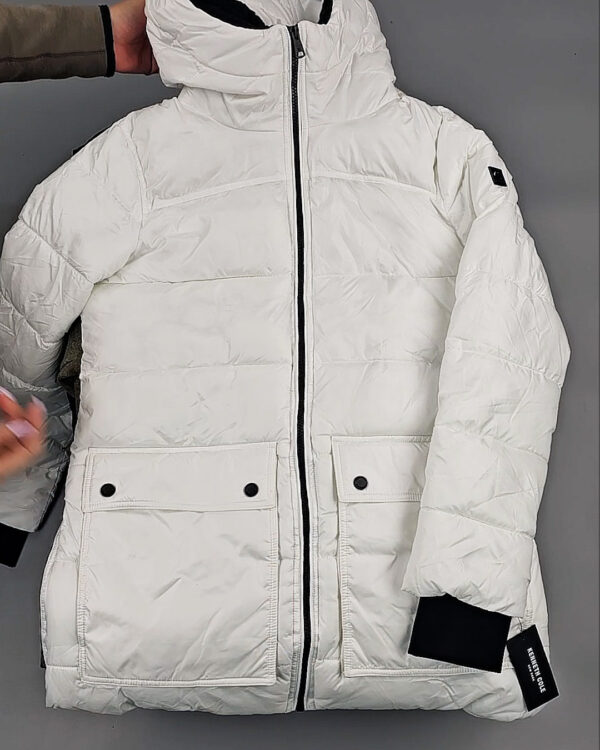 Фотография  562 - Верхняя одежда женская CAN 104#15 кг, ЛОТ СТ-9349 оптом в Пензе и Пензенской области