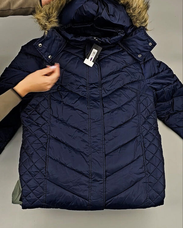 Фотография  599 - Верхняя одежда женская CAN 104#15 кг, ЛОТ СТ-9349 оптом в Пензе и Пензенской области