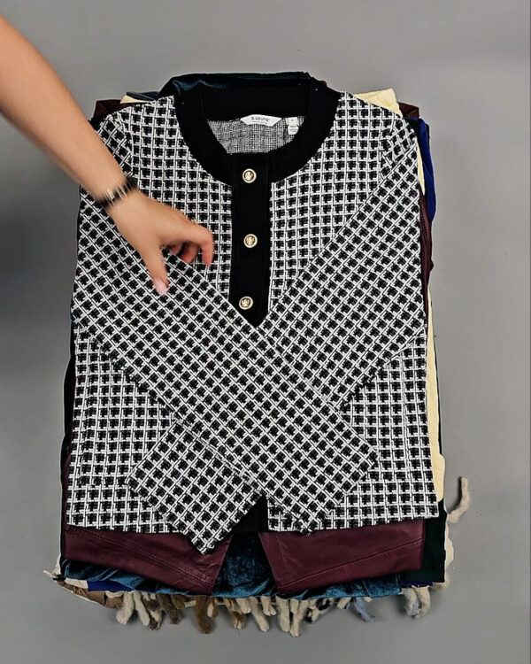 Фотография  443 - B.YOUNG Winter mix 104#15 кг, ЛОТ СТ-9196 оптом в Пензе и Пензенской области