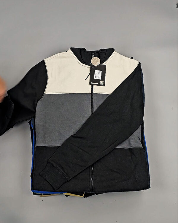 Фотография  492 - Мужской зимний микс Blend He, 20 кг, ЛОТ №СТ-9253 оптом в Пензе и Пензенской области