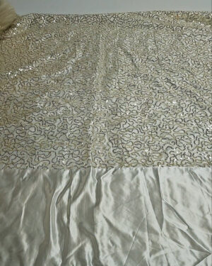 Фотография  124 - Покрывала#12,5 кг, ЛОТ СХ-0186 оптом в Пензе и Пензенской области