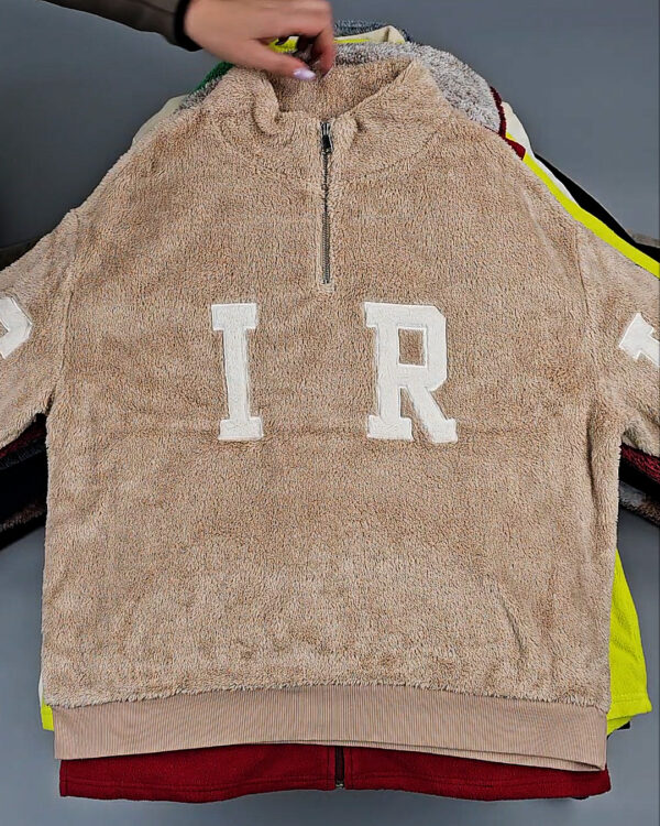 Фотография  736 - Флис#20 кг, ЛОТ № СХ-0176 оптом в Пензе и Пензенской области