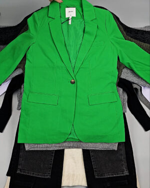 Фотография  576 - Bestseller Winter mix 104#15 кг, ЛОТ № СТ-9526 оптом в Пензе и Пензенской области