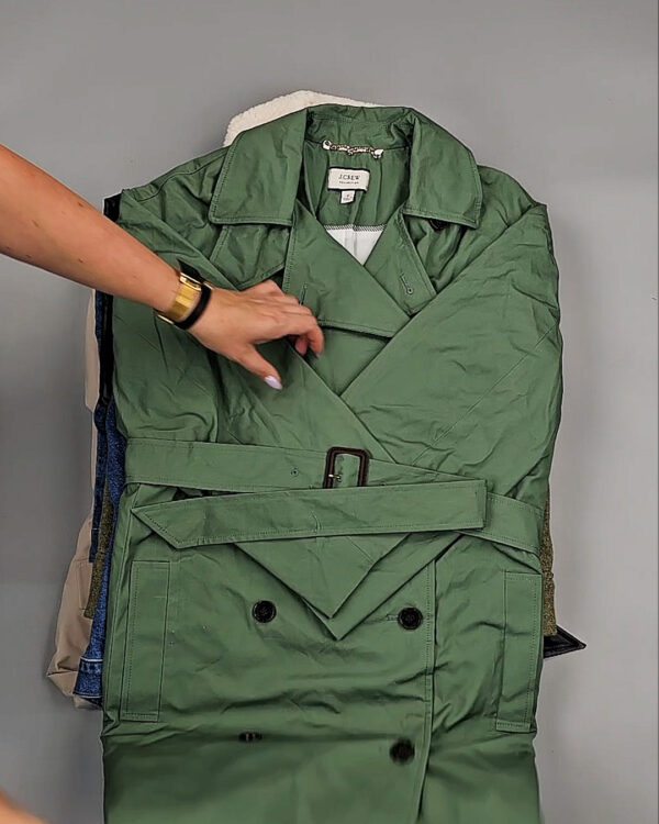 Фотография  502 - Ветровки женские CAN 104#12,4 кг, ЛОТ СТ-9403 оптом в Пензе и Пензенской области