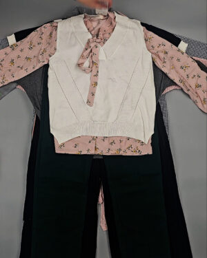 Фотография  329 - Комплекты жен Корея 085#5 кг, ЛОТ СТ-9574 оптом в Пензе и Пензенской области