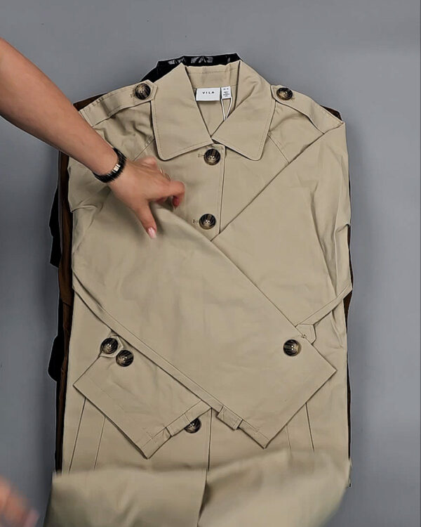 Фотография  523 - Ветровки Bestseller+DK 035#10 кг, ЛОТ СТ-9399 оптом в Пензе и Пензенской области