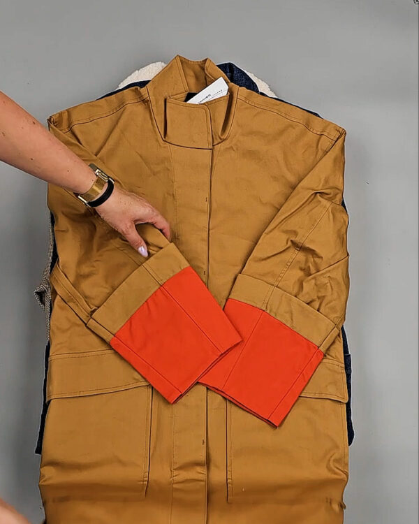 Фотография  537 - Ветровки женские CAN 104#12,5 кг, ЛОТ СТ-9404 оптом в Пензе и Пензенской области