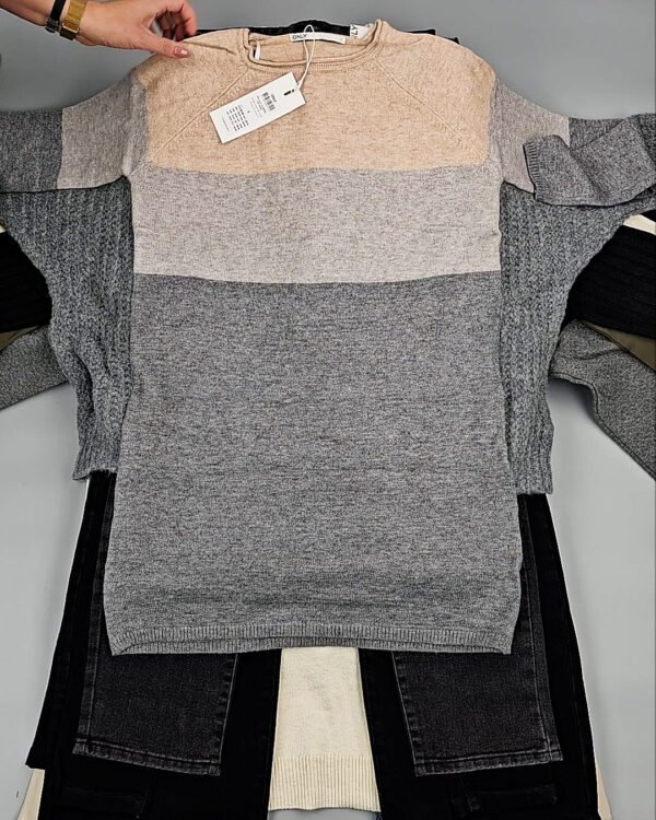 Фотография  664 - Bestseller Winter mix 104#15 кг, ЛОТ № СТ-9526 оптом в Пензе и Пензенской области