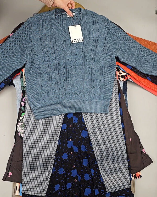 Фотография  975 - ICHI Winter mix 104#15 кг, ЛОТ СТ-9594 оптом в Пензе и Пензенской области