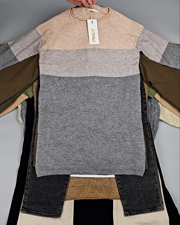 Фотография  707 - Bestseller Winter mix 104#15 кг, ЛОТ № СТ-9525 оптом в Пензе и Пензенской области