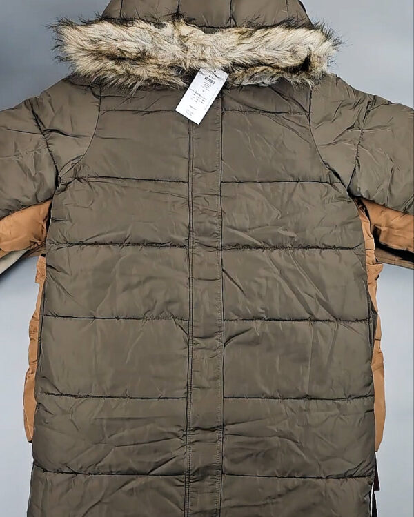 Фотография  775 - Верхняя одежда VILA 104#10 кг, ЛОТ СТ-9715 оптом в Пензе и Пензенской области