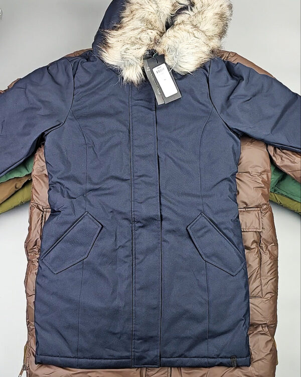 Фотография  245 - Куртки BESTSELLER зима 045#10 кг, ЛОТ СТ-9834 оптом в Пензе и Пензенской области