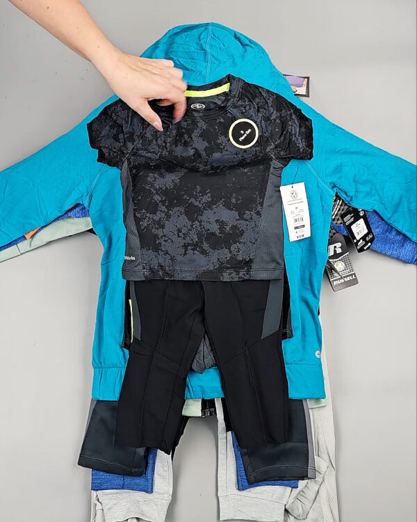 Фотография  293 - Спортивные костюмы дети CAN#6 кг, ЛОТ СТ-9739 оптом в Пензе и Пензенской области