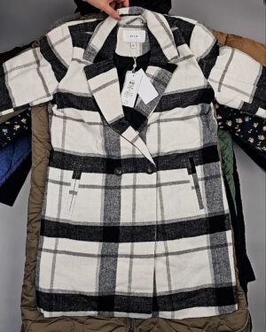 Купить Верхняя одежда VILA#10,4 кг, ЛОТ СТ-9712 оптом в Пензе и Пензенской области