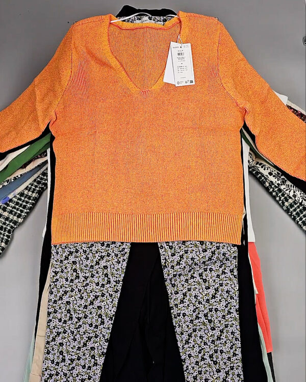 Фотография  848 - DK+Bestseller 085#16 кг, ЛОТ СТ-9953 оптом в Пензе и Пензенской области