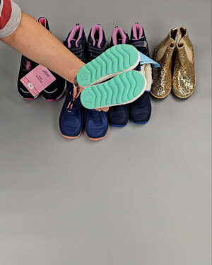 Фотография 105 - Обувь СТОК дети зима 065#6,5 кг, ЛОТ СТ-9663 оптом в Пензе и Пензенской области