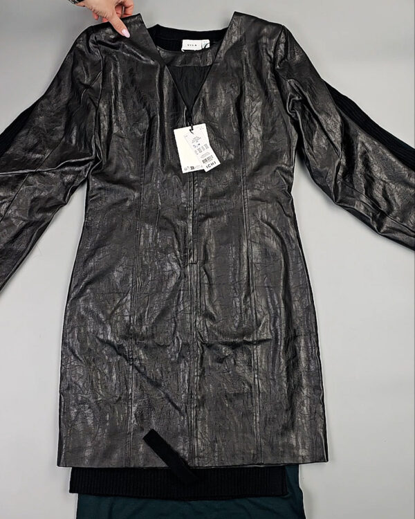 Фотография  735 - Платья Bestseller+DK Winter 035#7 кг, ЛОТ СТ-9919 оптом в Пензе и Пензенской области