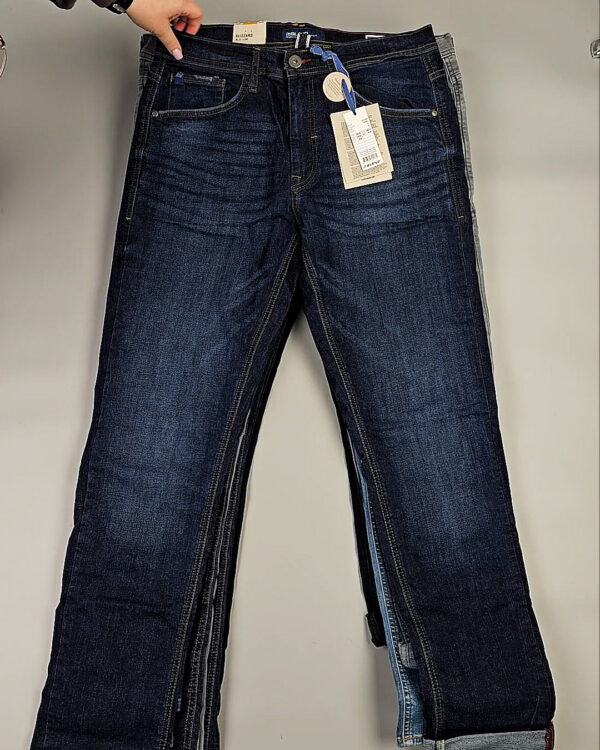 Фотография  667 - Джинсы BLEND HE 075#10 кг оптом в Пензе и Пензенской области