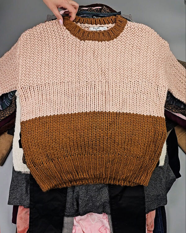 Фотография  404 - Женский микс зима (Winter mix)#20 кг, ЛОТ СХ-0208 оптом в Пензе и Пензенской области